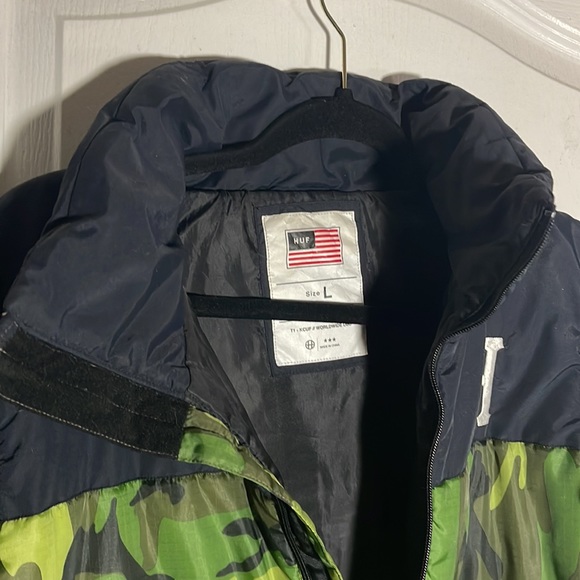 HUF Worldwide CAMO JACKET Convertible to Vest Mens size LARGE HTF - Picture 6 of 12